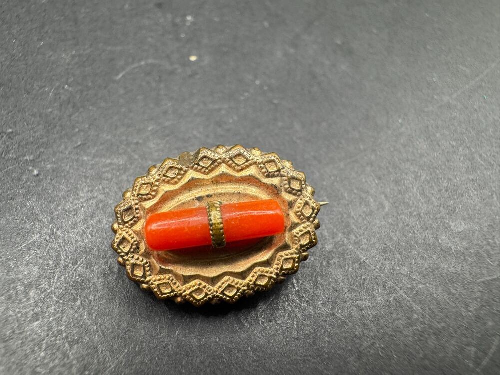 Antique Victorian Gold Tone Filigree Red Coral Brooch Pin 18.6mm